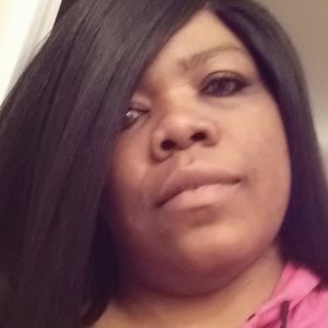 Meet your Posher, Tomeka